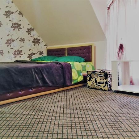 Yuzhnoukrainsk Beregynya汽车旅馆 外观 照片