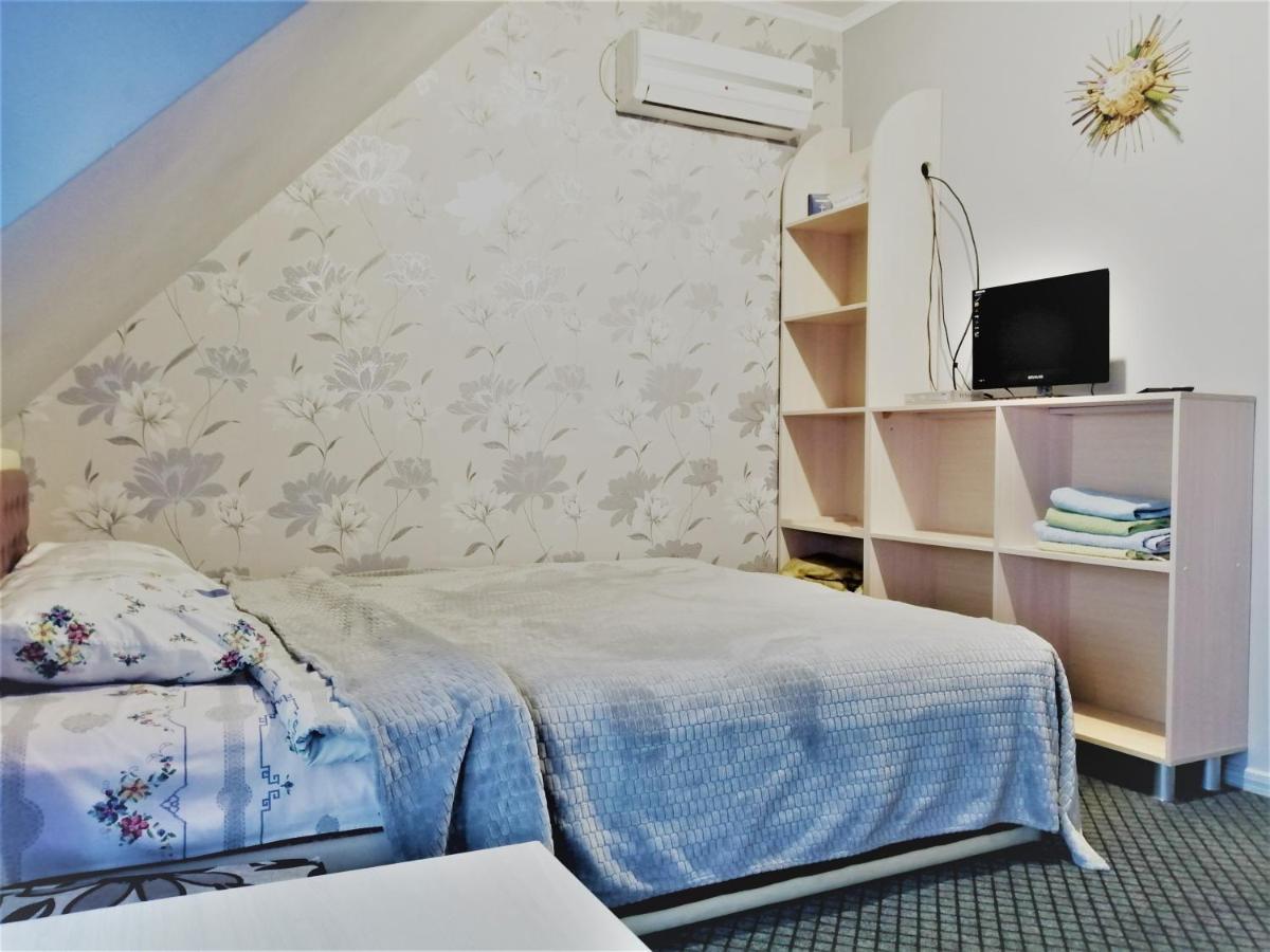 Yuzhnoukrainsk Beregynya汽车旅馆 外观 照片