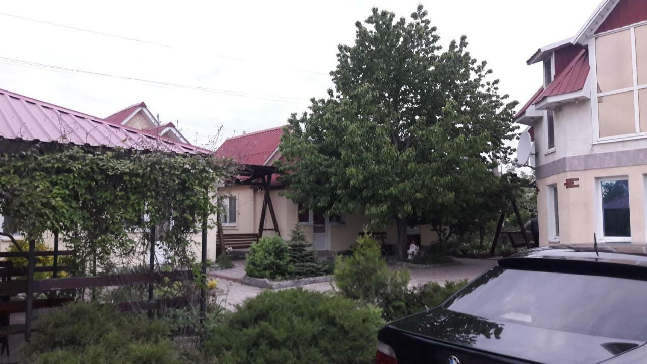 Yuzhnoukrainsk Beregynya汽车旅馆 外观 照片