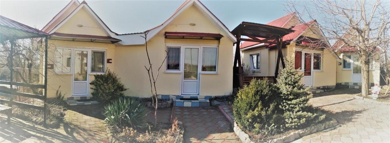 Yuzhnoukrainsk Beregynya汽车旅馆 外观 照片